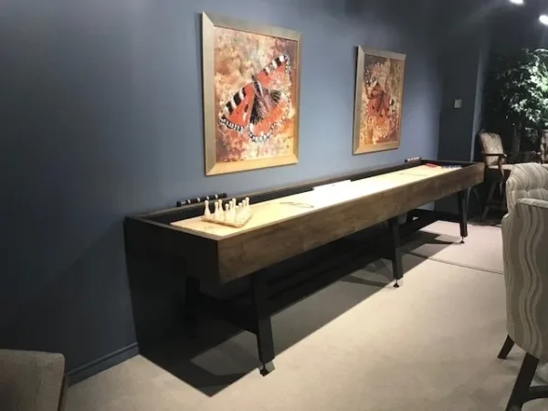 HU6050-SH table in a living room.