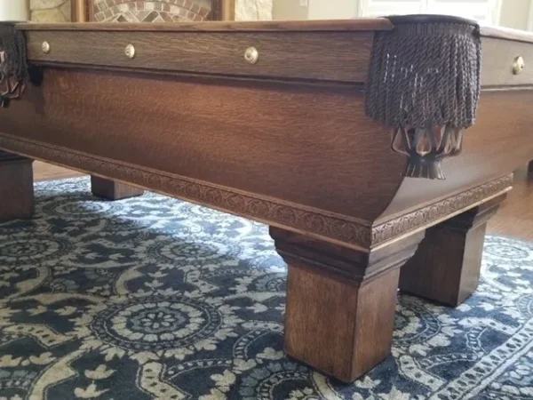 Item # BR19046-AT in a living room.